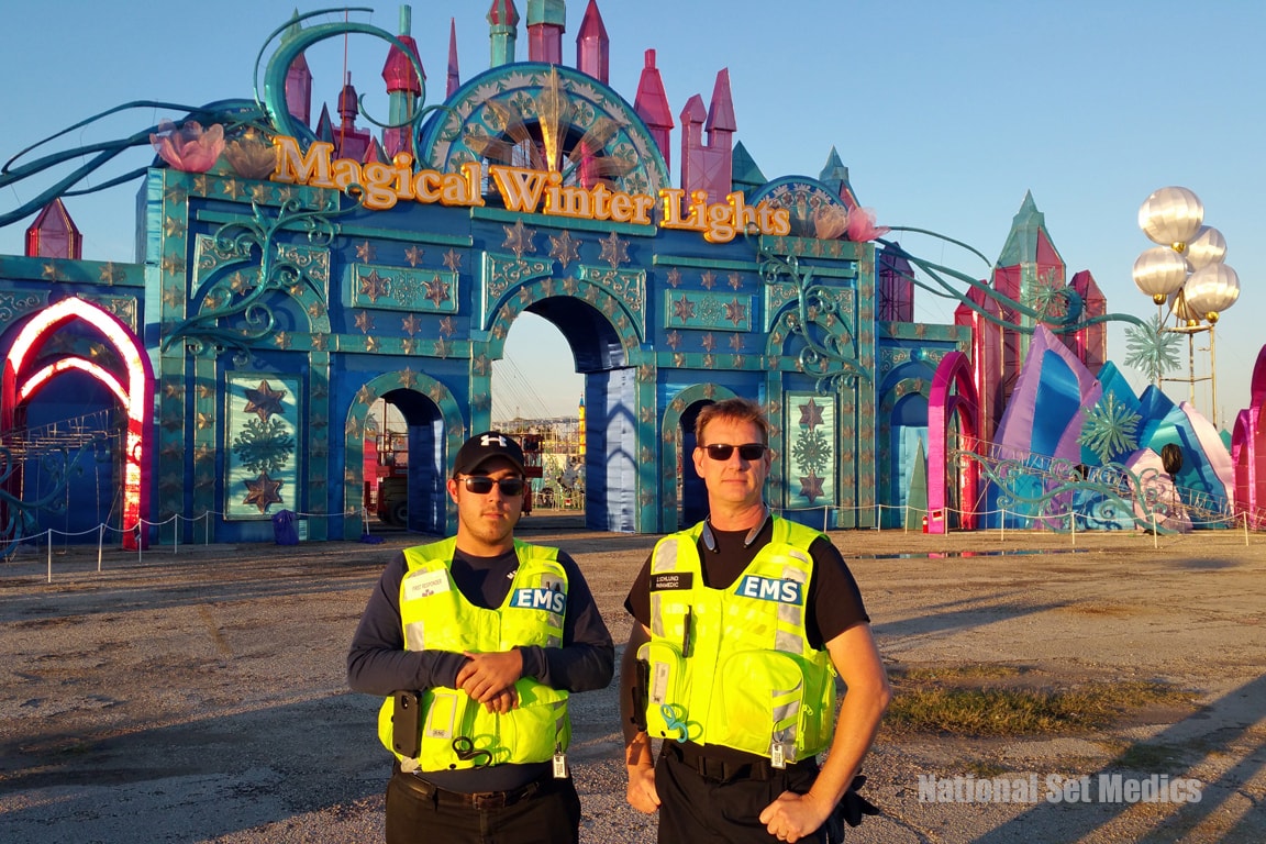 Two NSM EMS paramedics in front of the Magical Winter Lights entrance